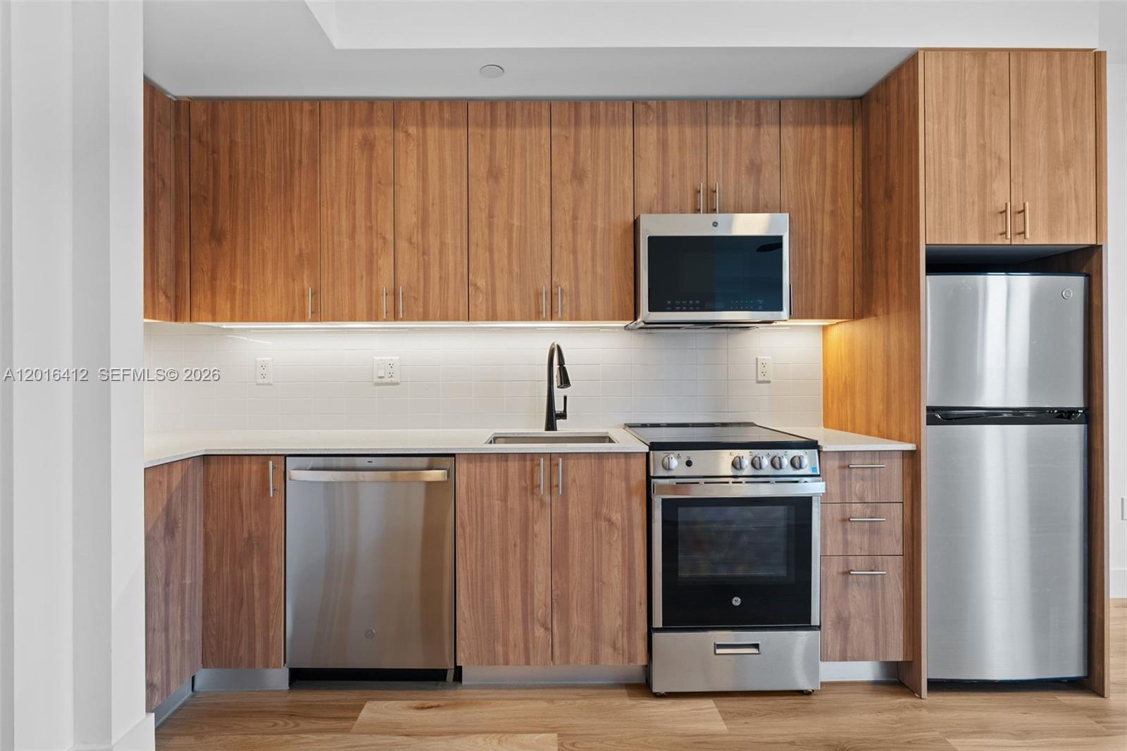SIX50 MIAMI - Residential Lease