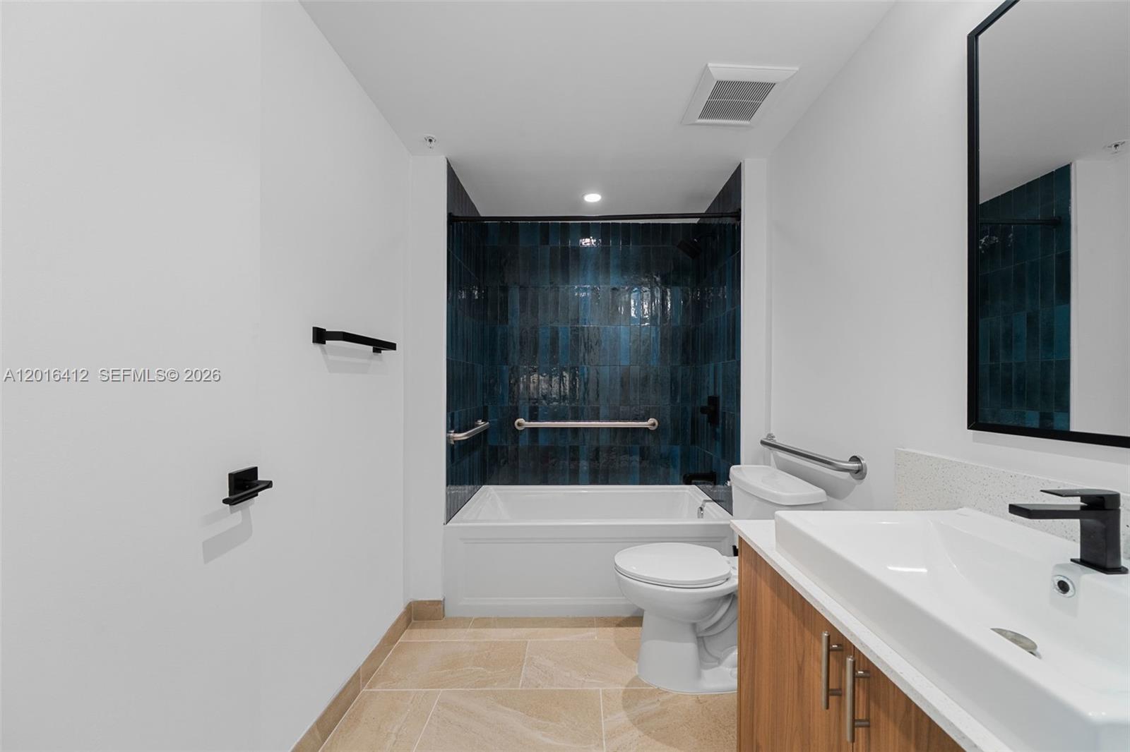 SIX50 MIAMI - Residential Lease