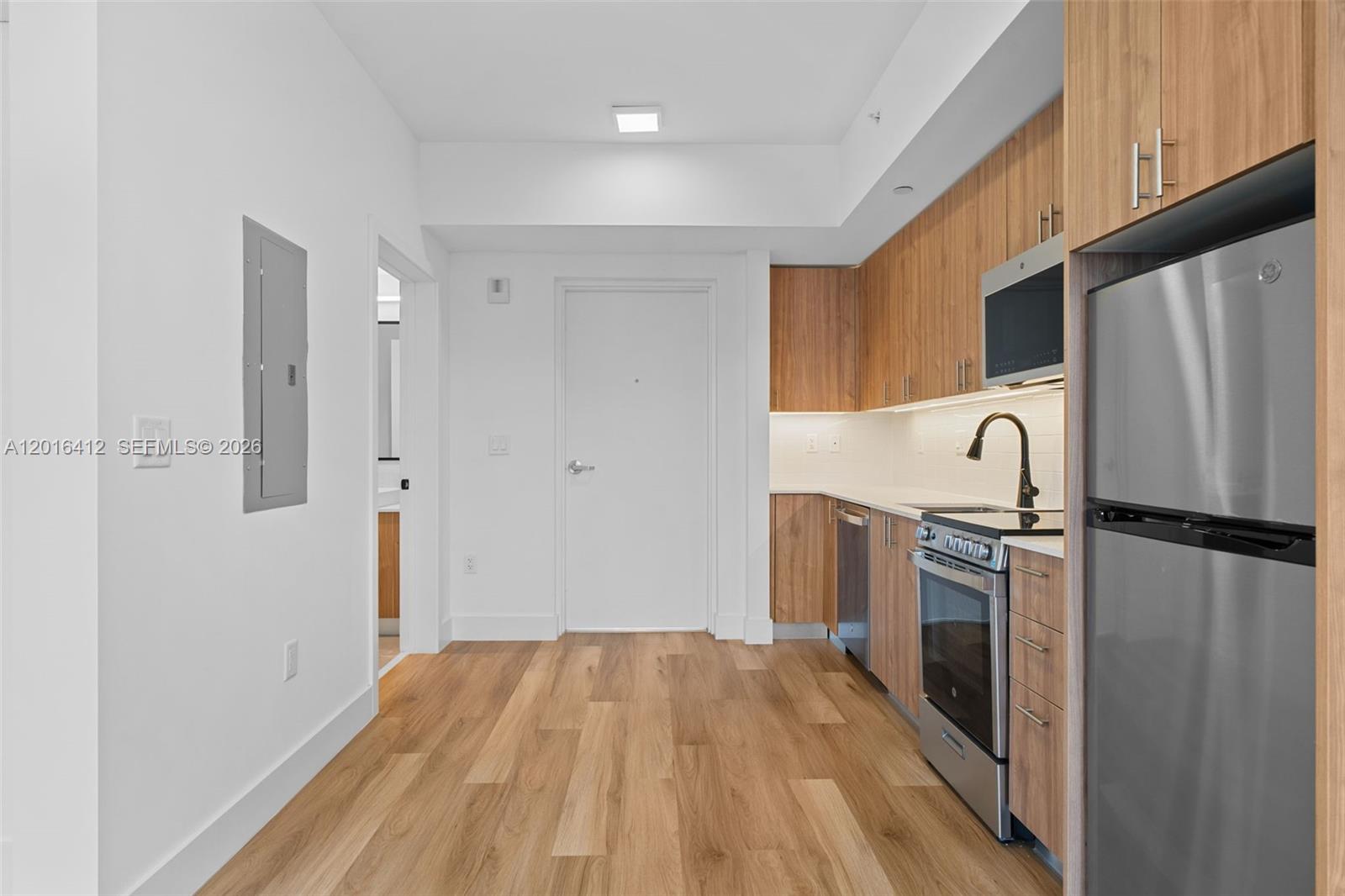 SIX50 MIAMI - Residential Lease