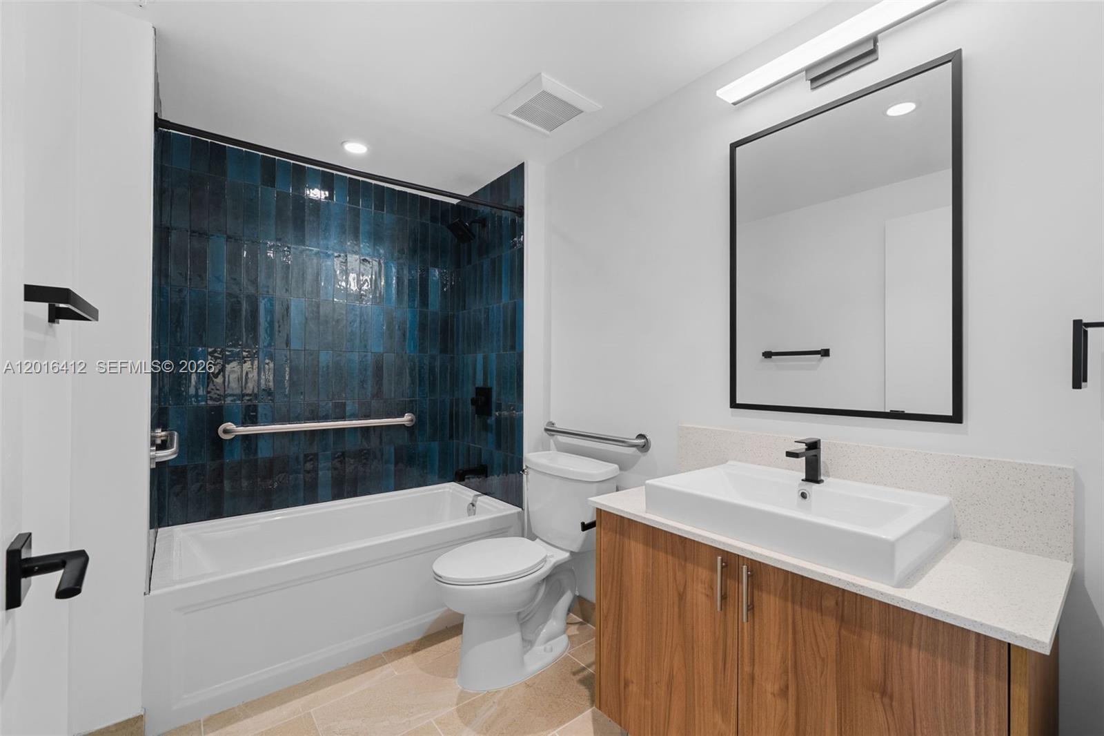 SIX50 MIAMI - Residential Lease