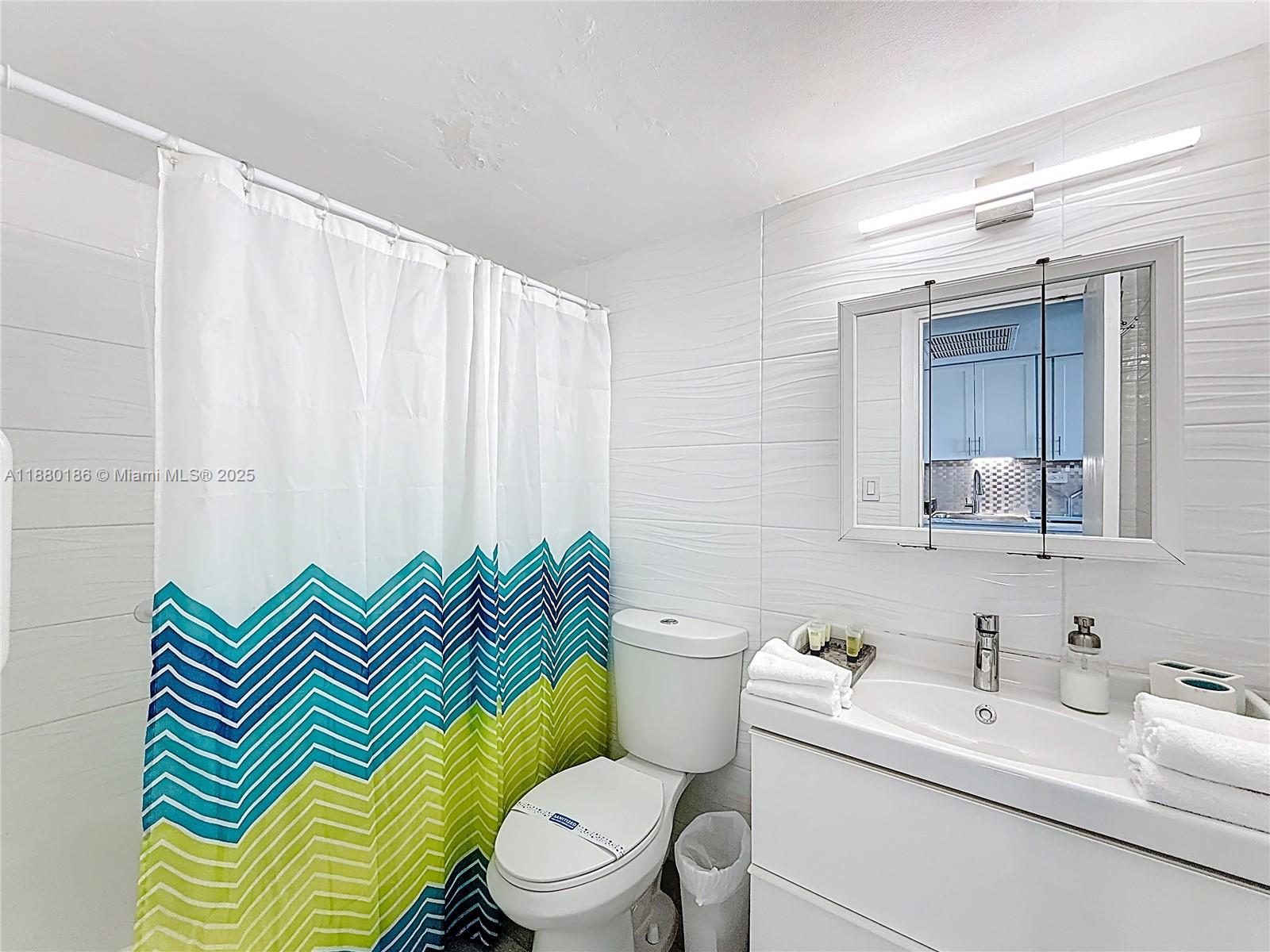 THE AVENTURA BEACH CLUB C - Residential