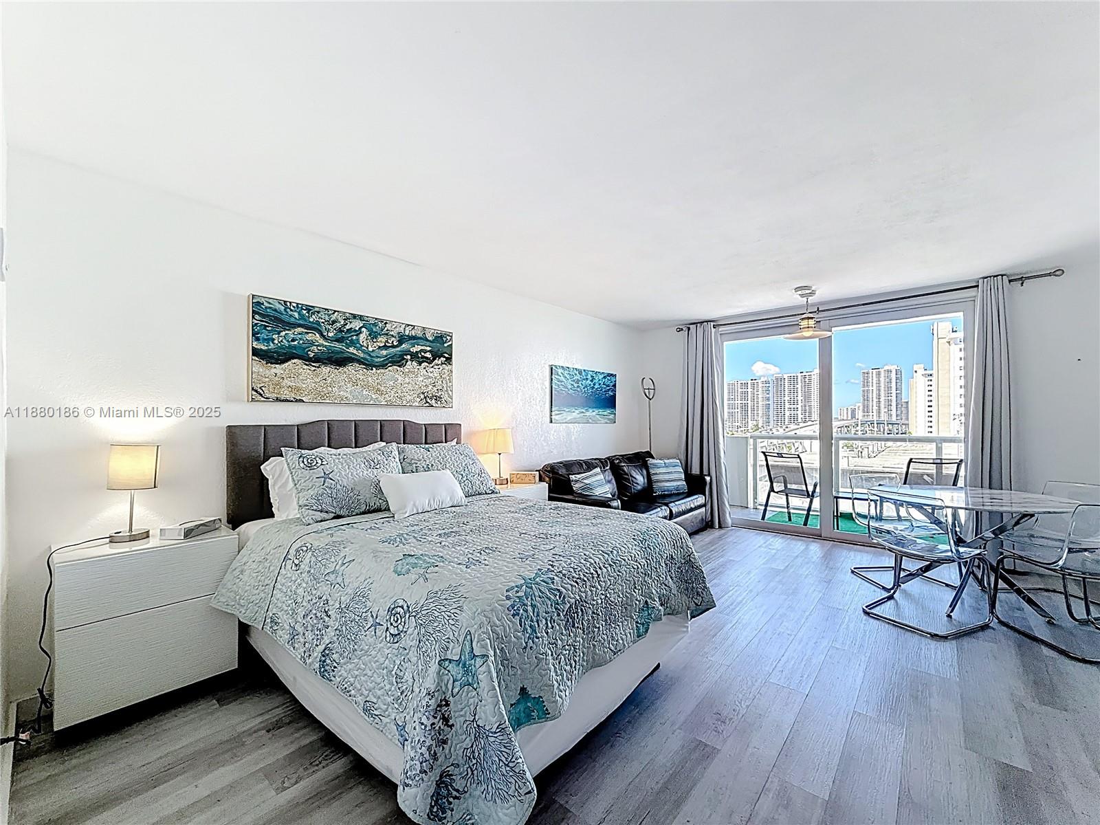 THE AVENTURA BEACH CLUB C - Residential