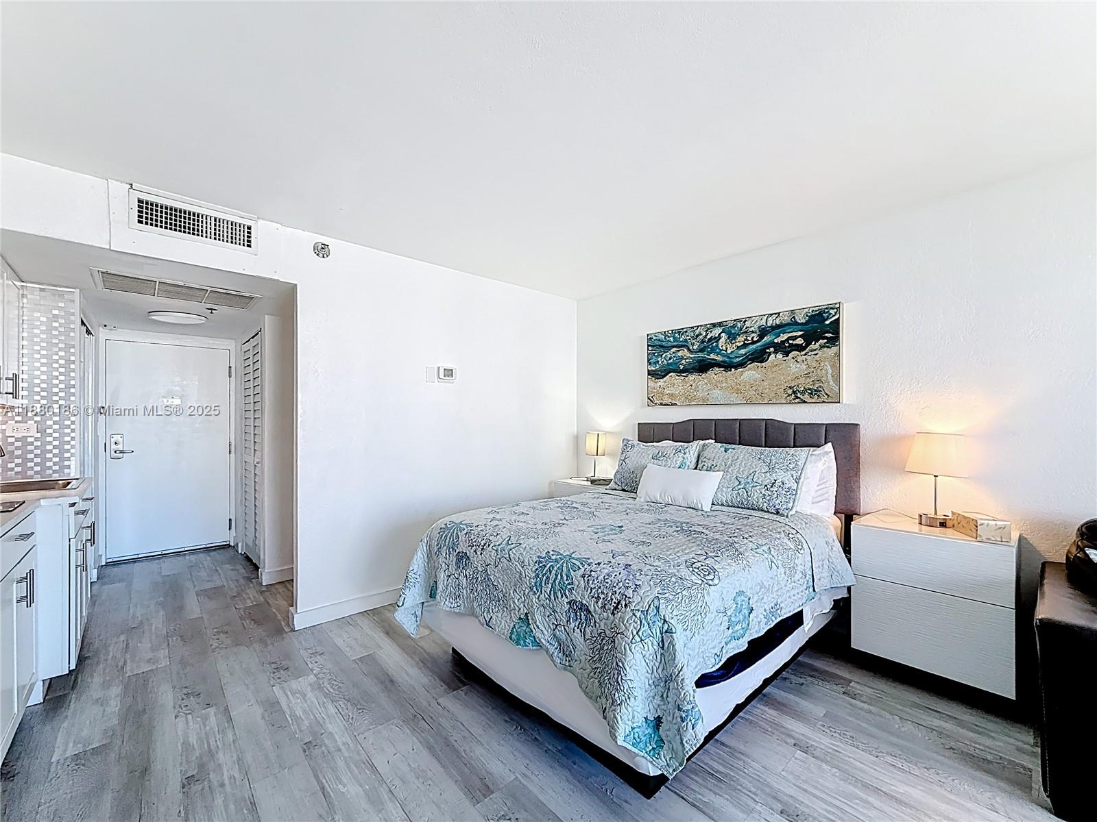 THE AVENTURA BEACH CLUB C - Residential