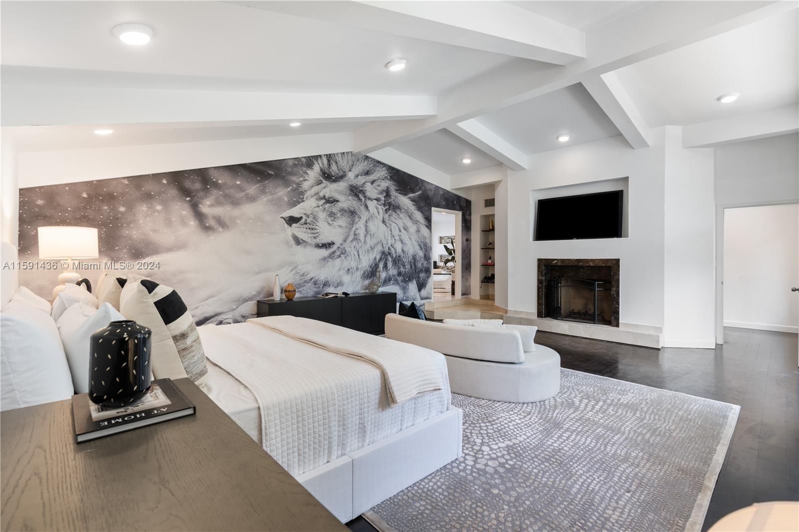 HIGHLAND WOODS SEC 4 - Residential