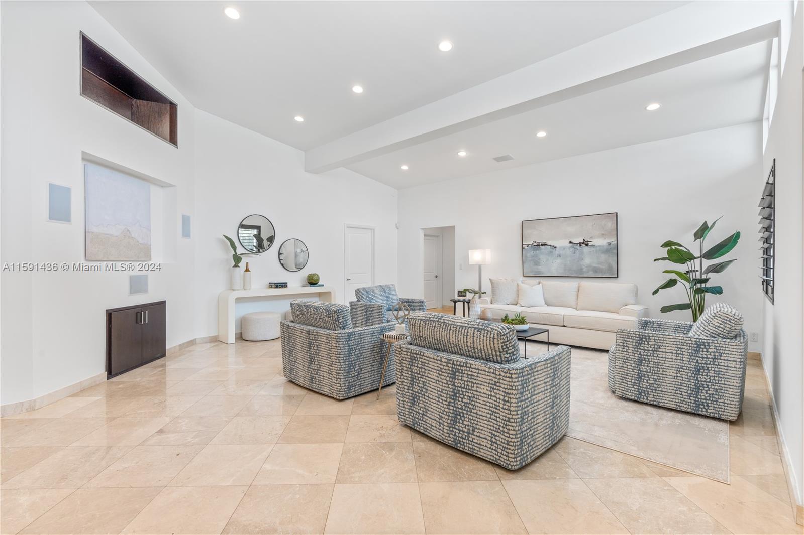 HIGHLAND WOODS SEC 4 - Residential