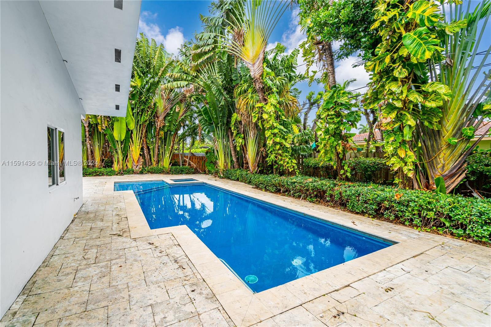 HIGHLAND WOODS SEC 4 - Residential