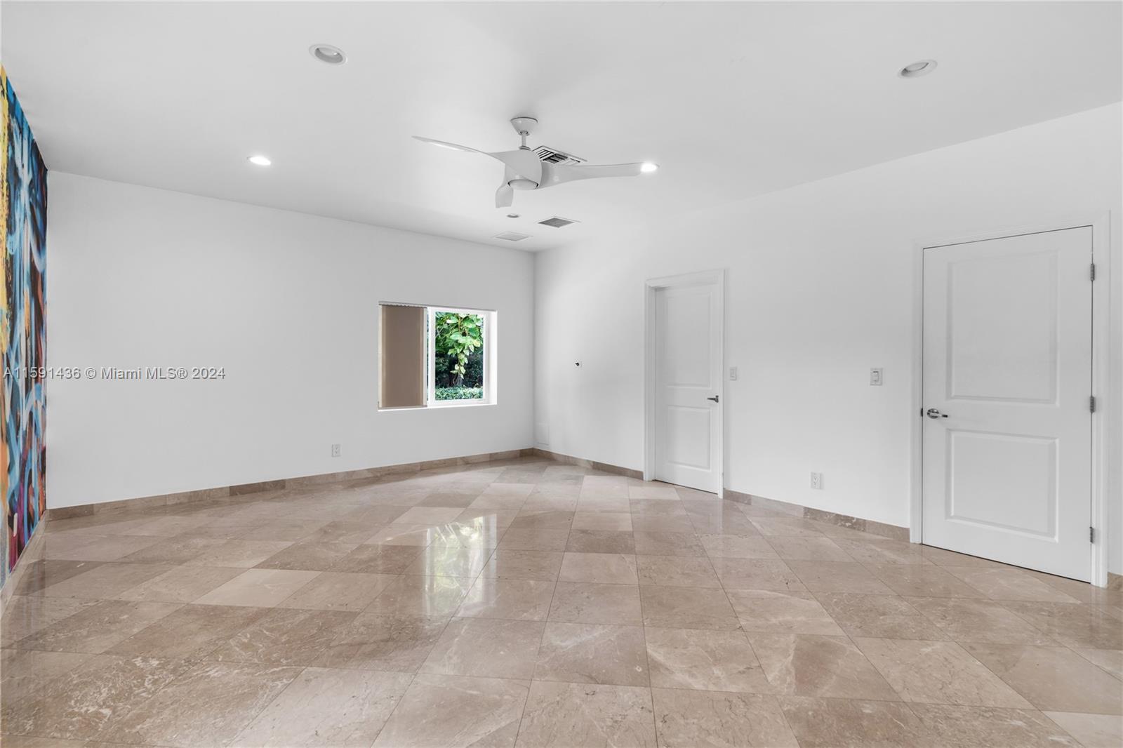 HIGHLAND WOODS SEC 4 - Residential