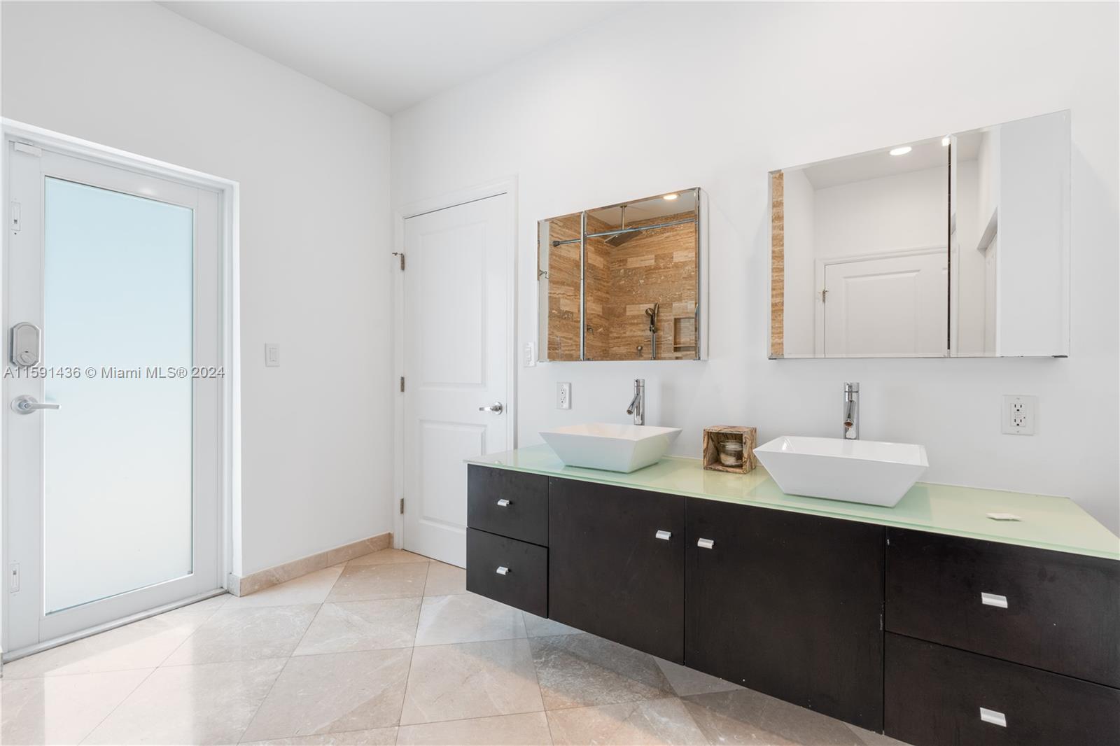 HIGHLAND WOODS SEC 4 - Residential