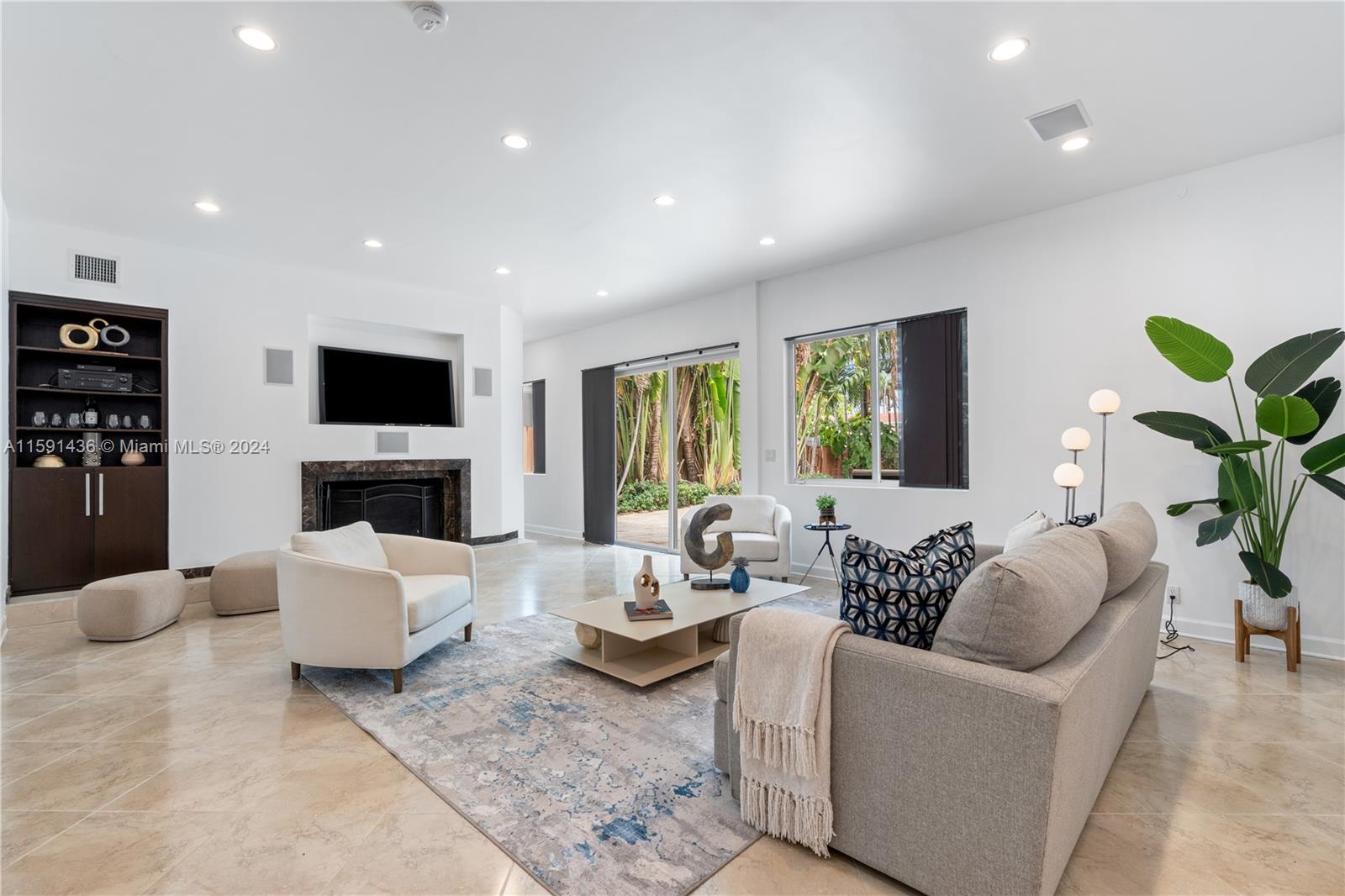 HIGHLAND WOODS SEC 4 - Residential