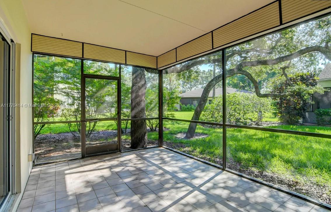 MNR FOREST 2 - Residential Lease