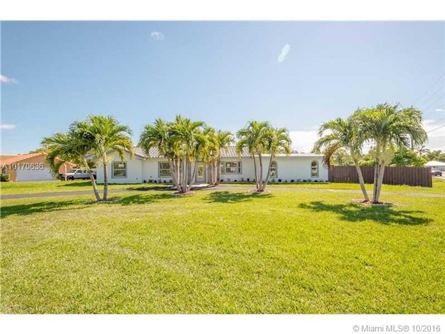 Beautifully Remodeled , one of a kind home In the prestigious neighborhood of Palmetto Bay. Seller spared no expense on the renovation. This 4/2 with over 2600 square feet has a pool and is sitting on a huge corner lot. The home has a sleek modern look, brand new grey barrel tile roof, porcelain tile floors, beautiful kitchen and much more! Hurry , seller is motivated and this deal wont last!