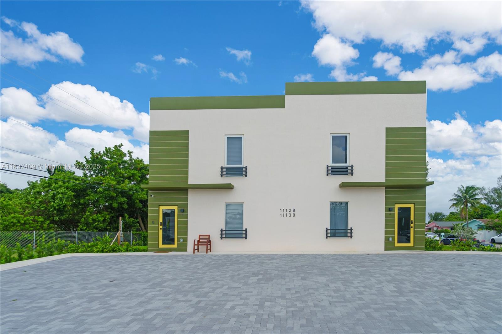 11128 NW 17th Ave 1-2.