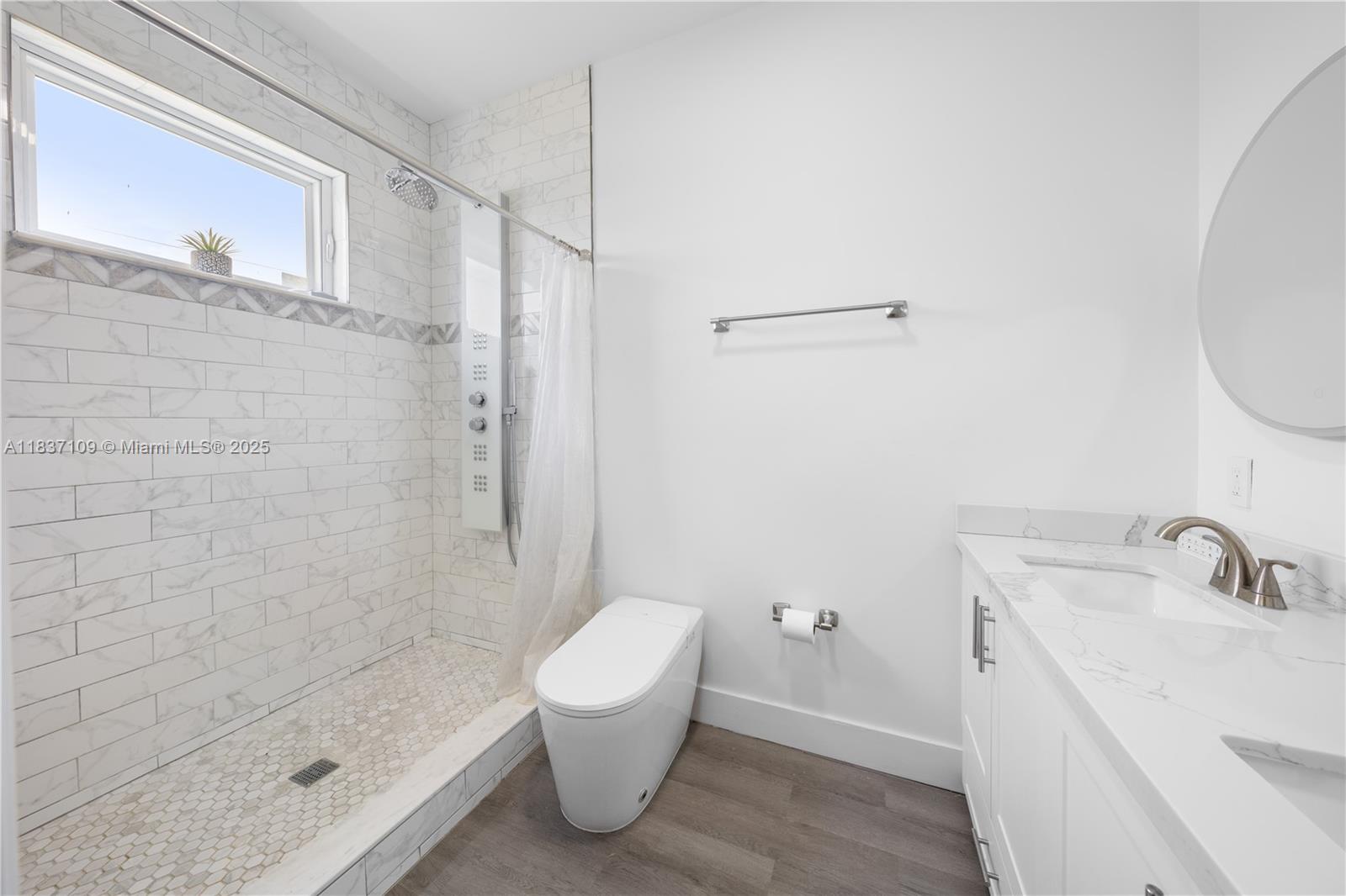 QUEENS PARK - Residential Income