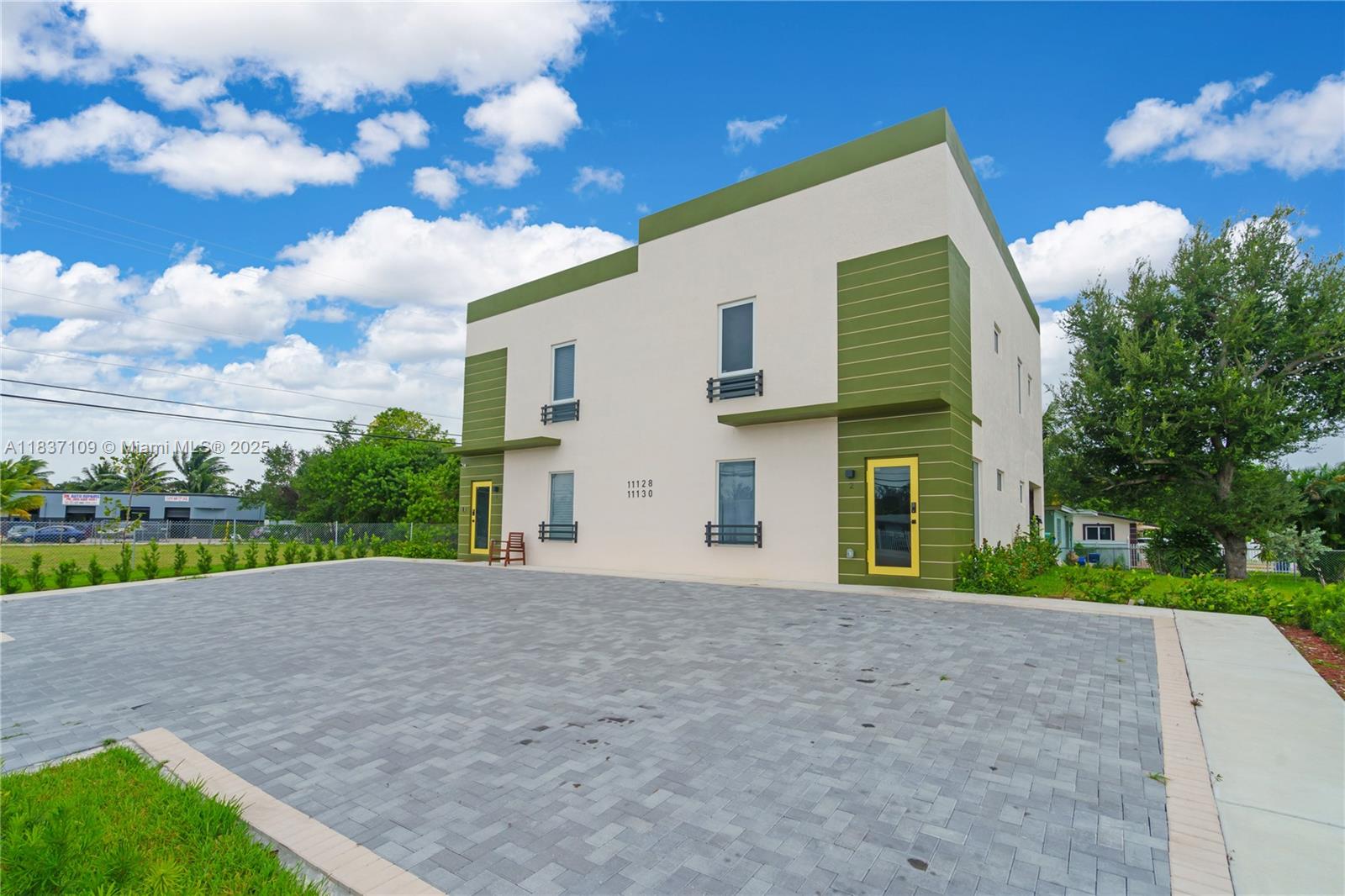 11128 NW 17th Ave 1-2.