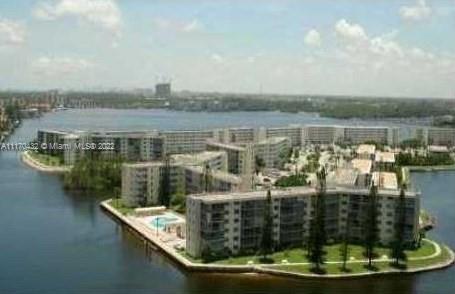 POINT EAST SEC III CONDO - Residential Lease