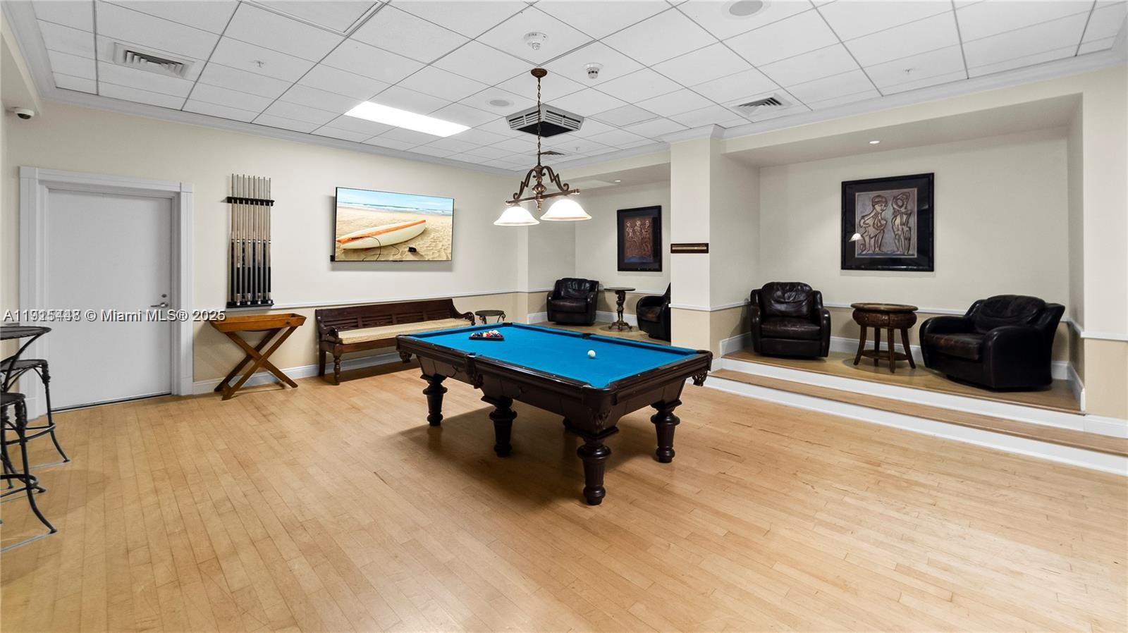 COURVOISIER COURTS CONDO - Residential Lease