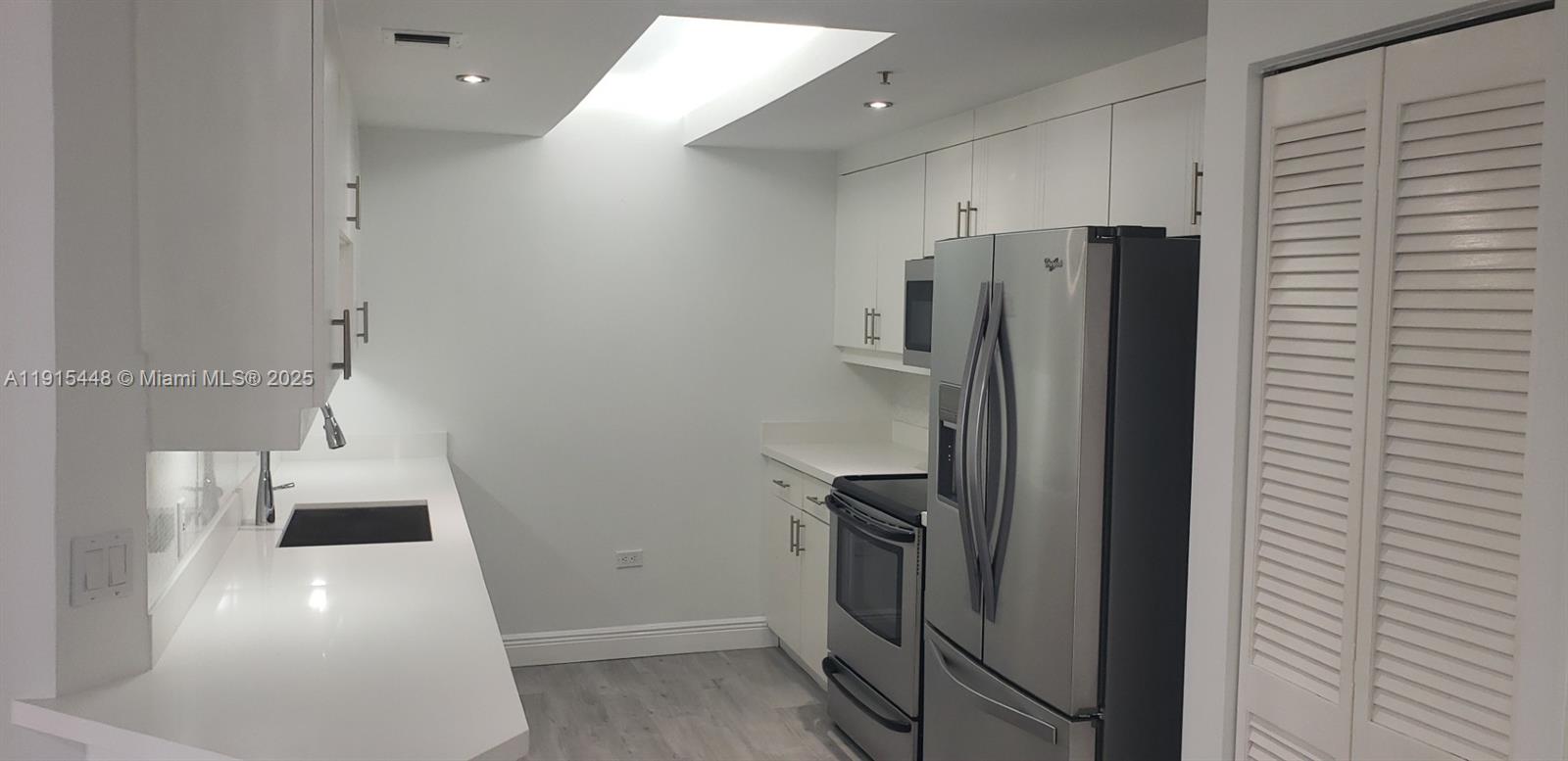 COURVOISIER COURTS CONDO - Residential Lease