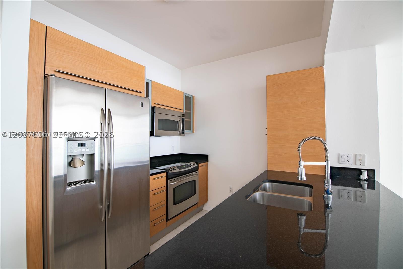 950 Brickell Bay 703