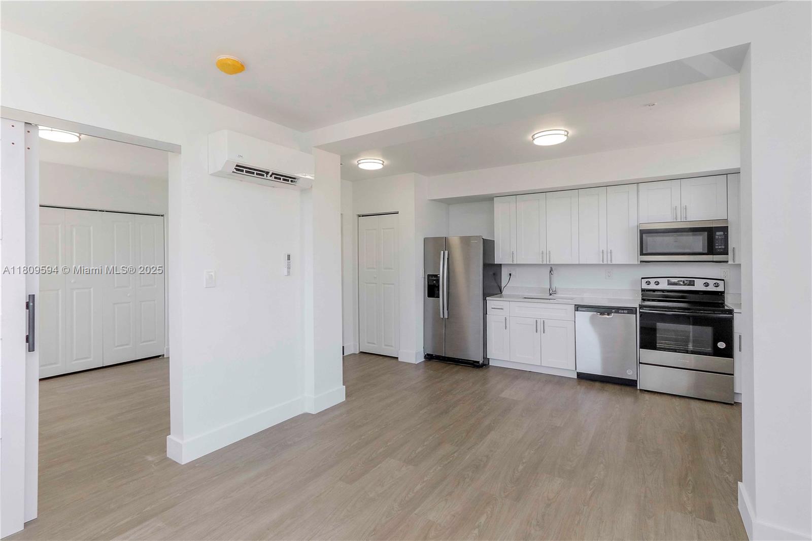 Rental Property at 1620 Nw 18th St 307, Miami, Broward County, Florida - Bedrooms: 1 
Bathrooms: 1  - $2,250 MO.