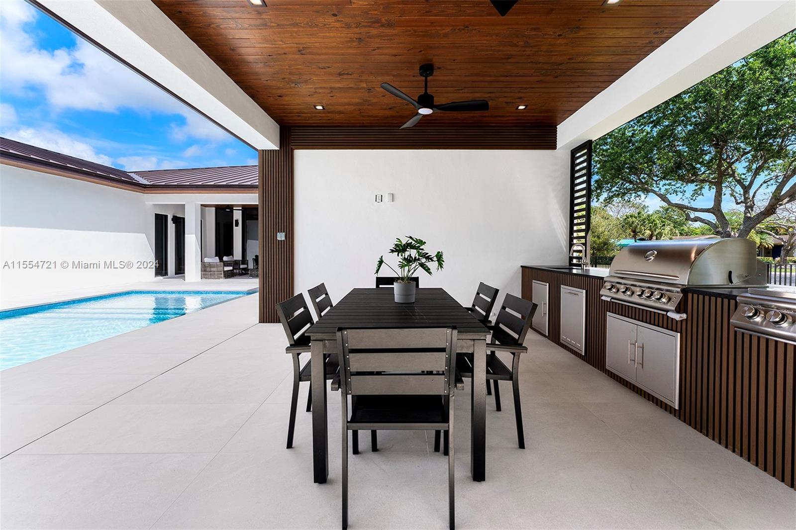 PINE TREE ESTATES 1ST ADD - Residential