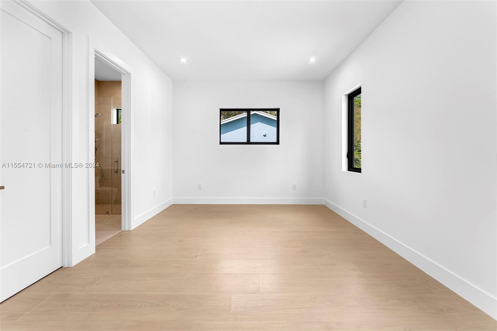 PINE TREE ESTATES 1ST ADD - Residential