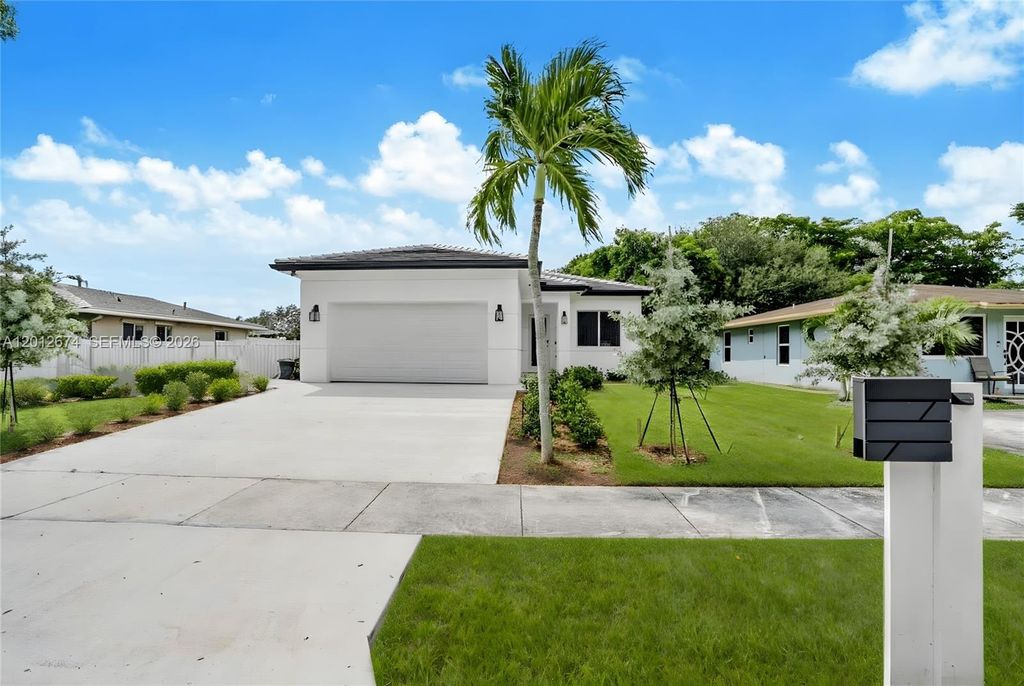Photo of 2962 NW 10th Ct, Fort Lauderdale, FL 33311 (MLS # A12012674)
