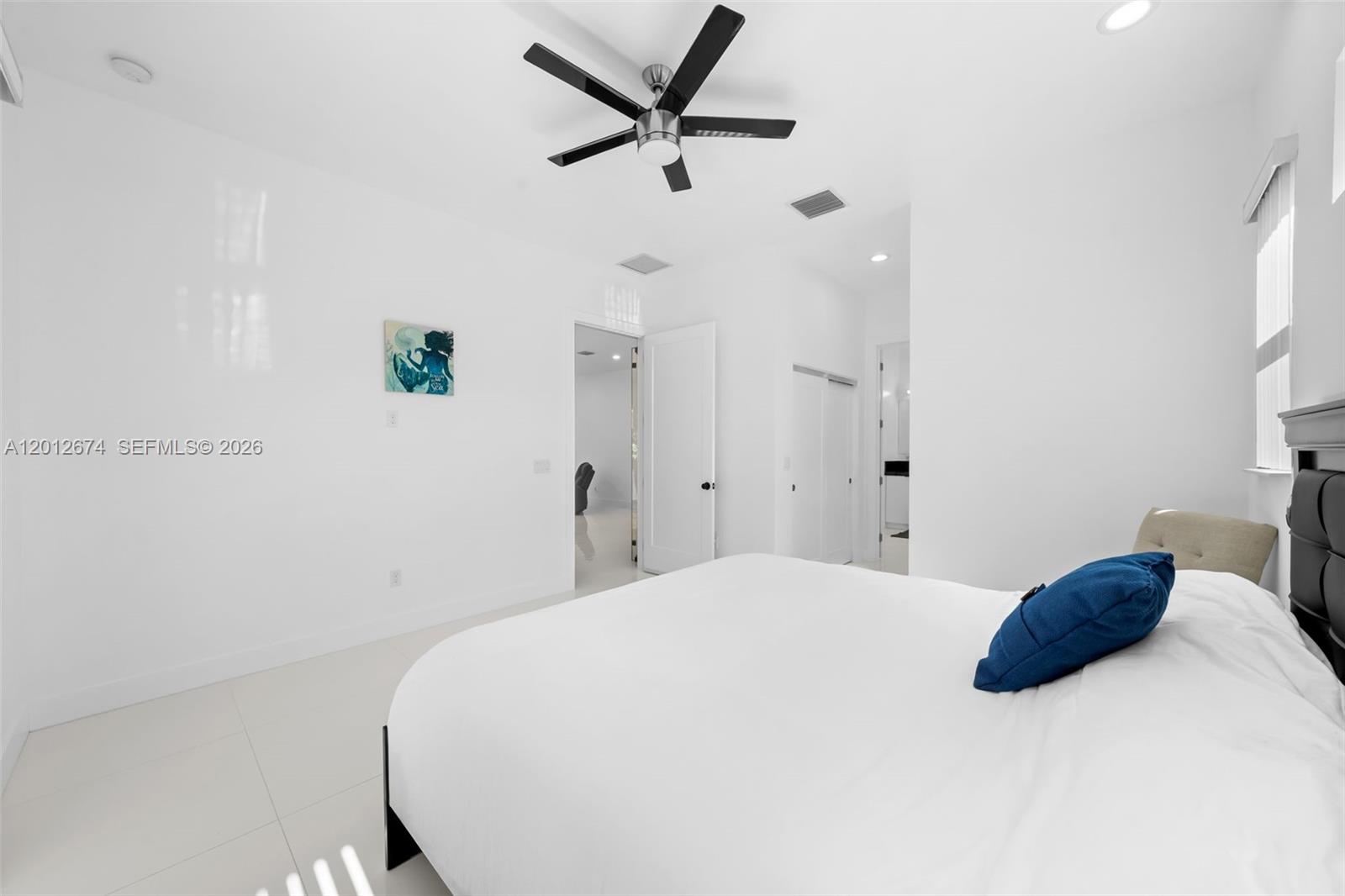 ROOSEVELT GARDENS - Residential Lease