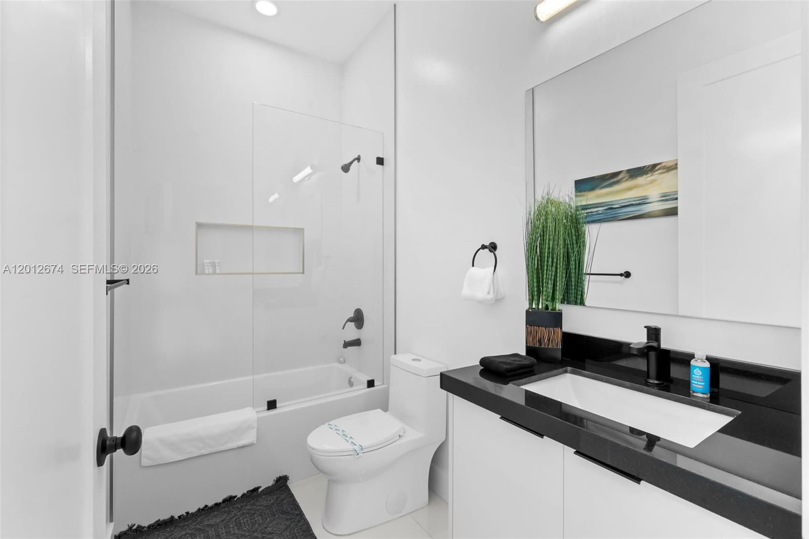 ROOSEVELT GARDENS - Residential Lease