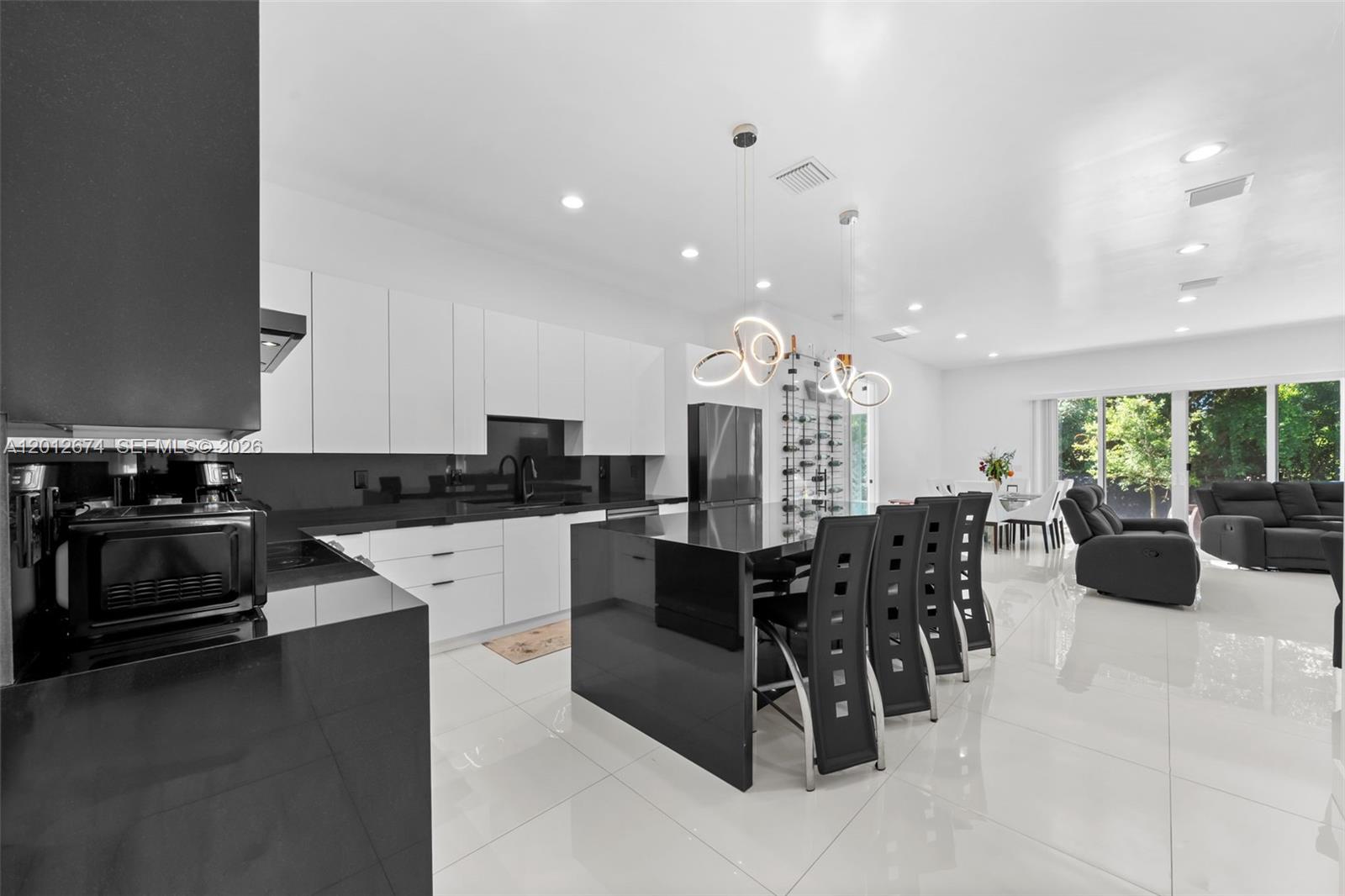 ROOSEVELT GARDENS - Residential Lease