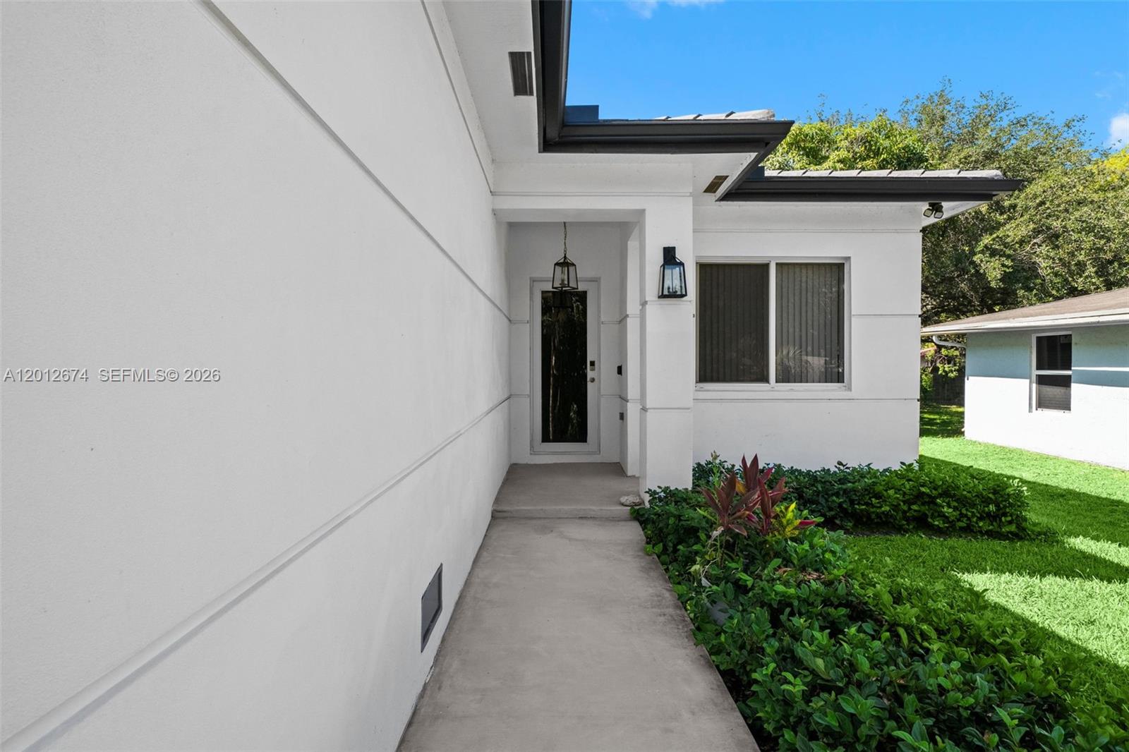 ROOSEVELT GARDENS - Residential Lease