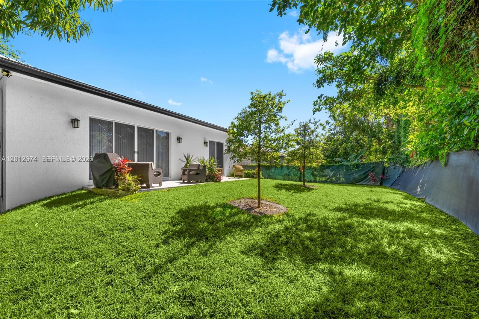 ROOSEVELT GARDENS - Residential Lease