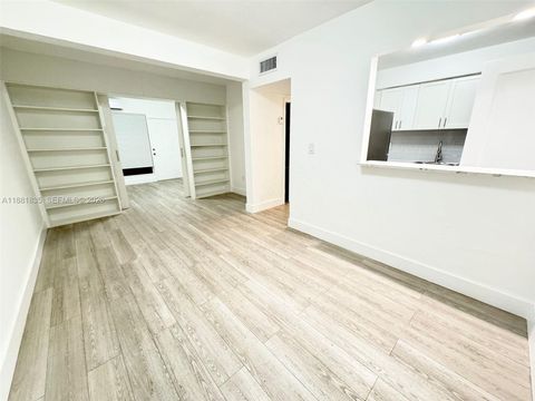 7435 Byron Ave 2 Miami Beach FL 33141