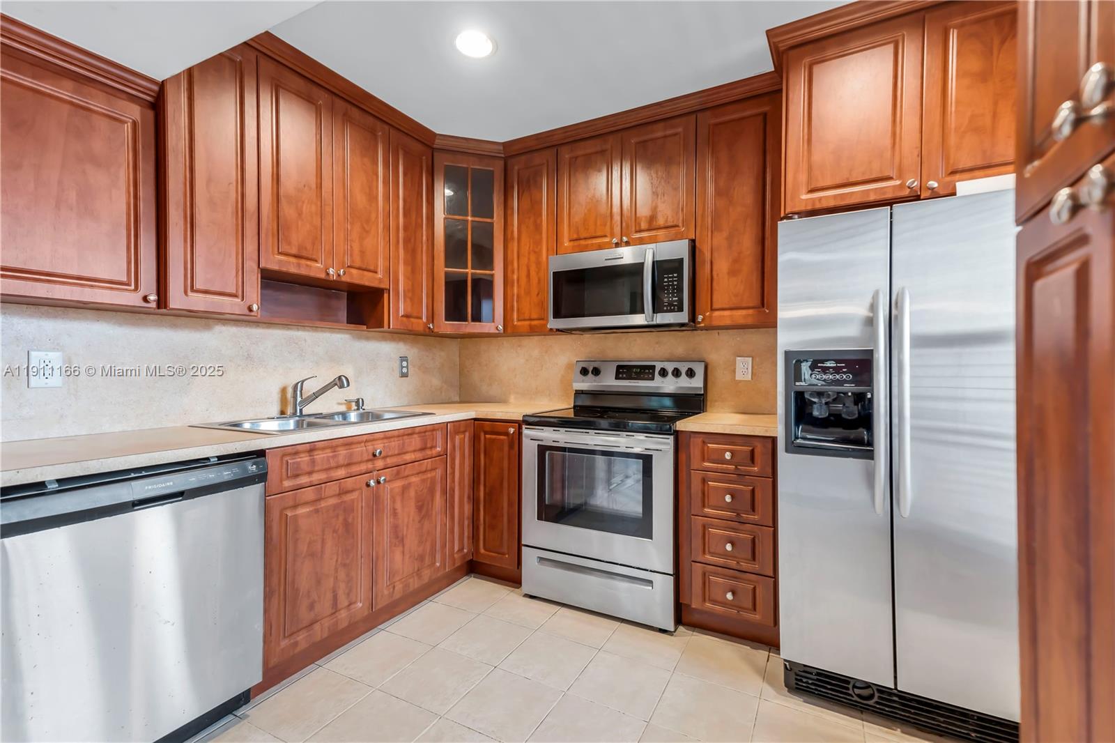 PIERPOINTE ONE CONDO I - Residential