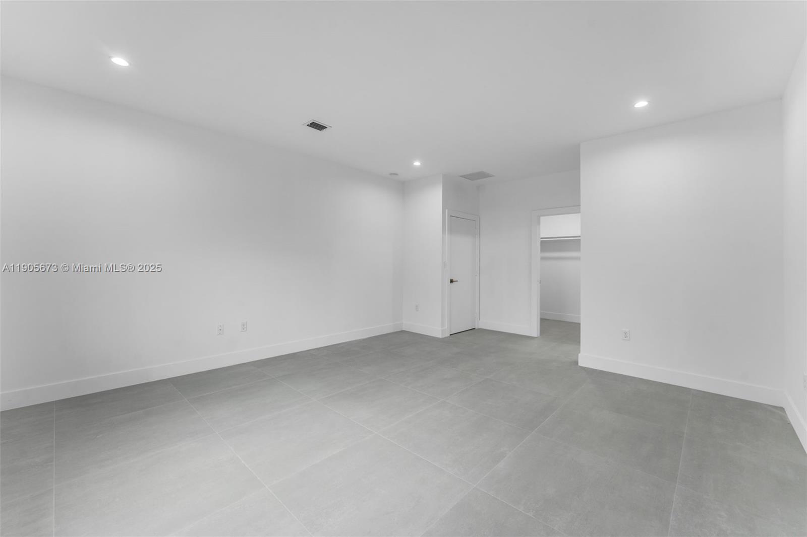 KENDALL PLACE - Residential