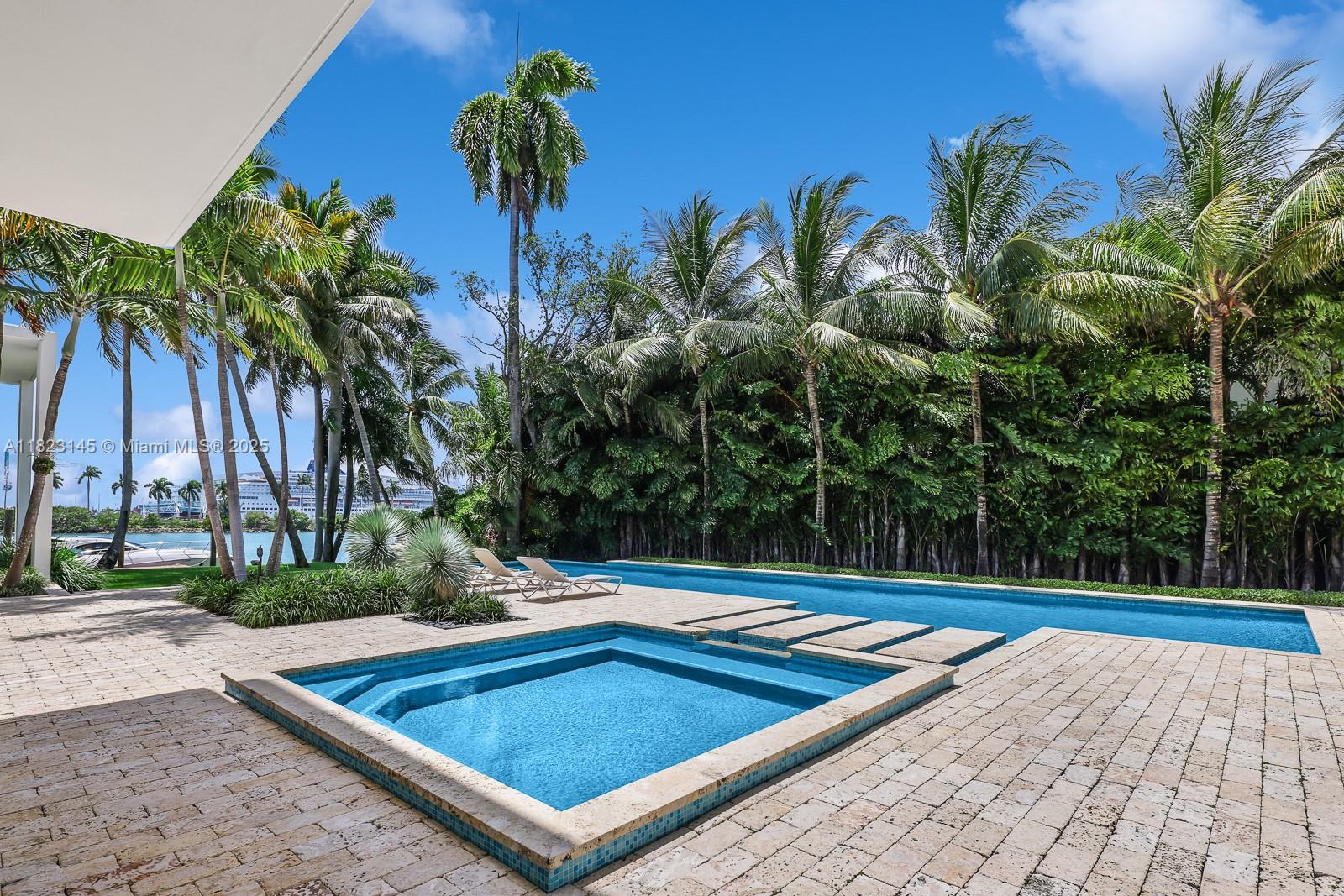 PALM ISLAND - Residential