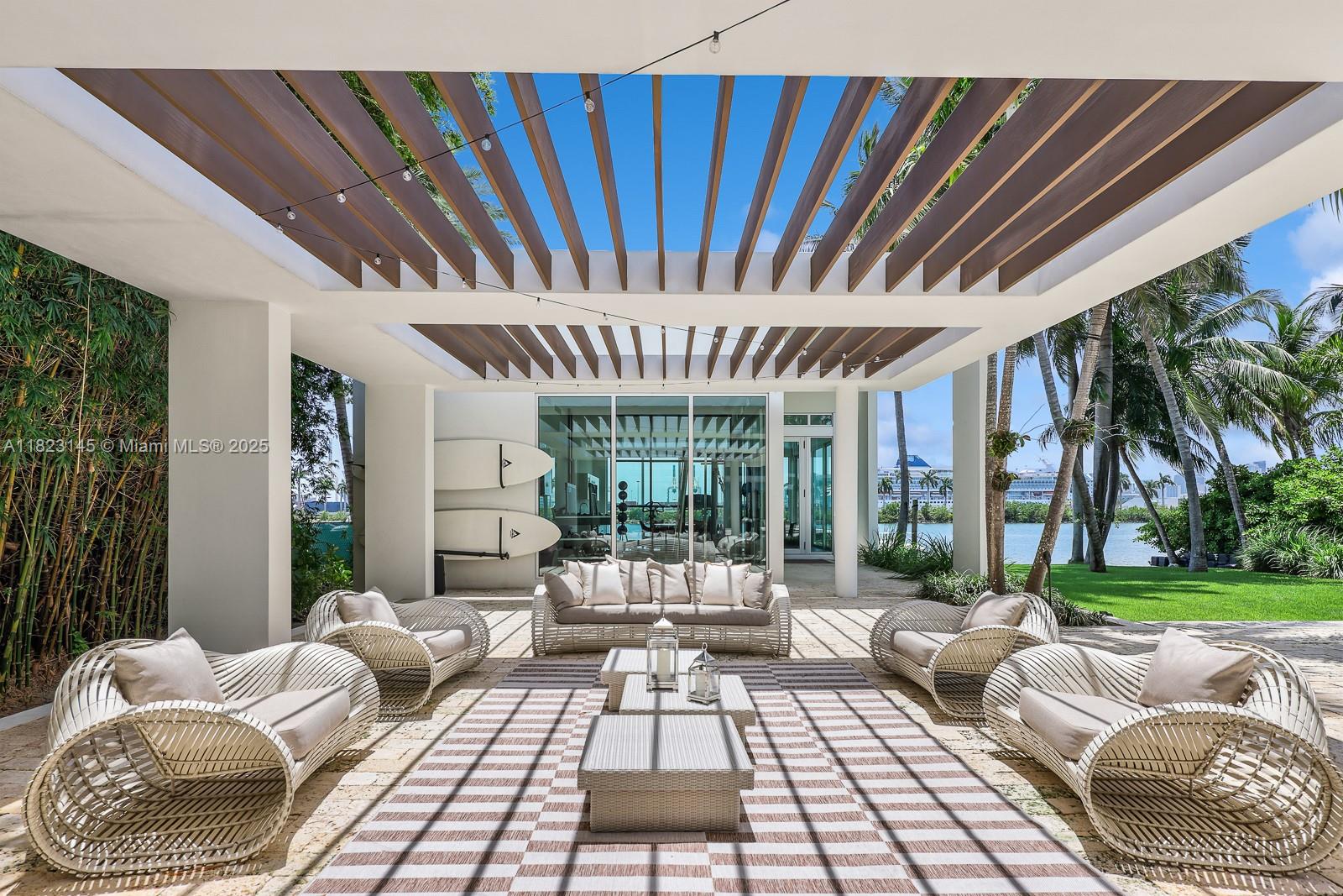 PALM ISLAND - Residential