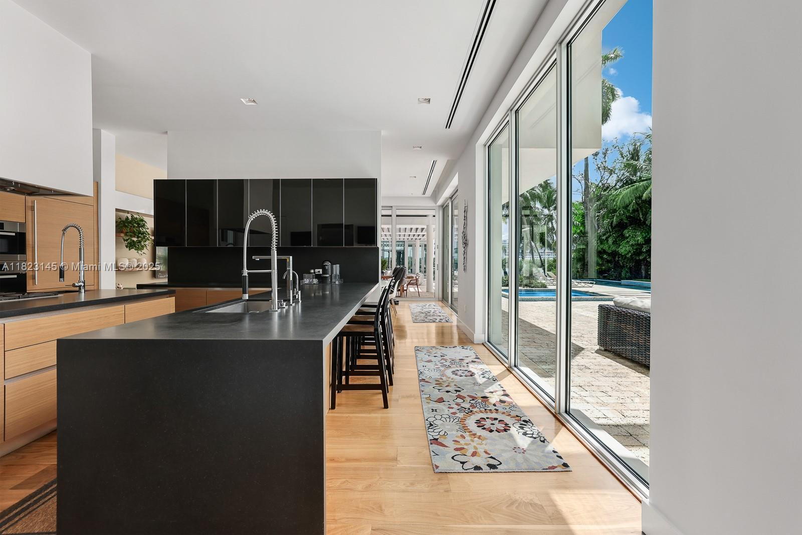PALM ISLAND - Residential