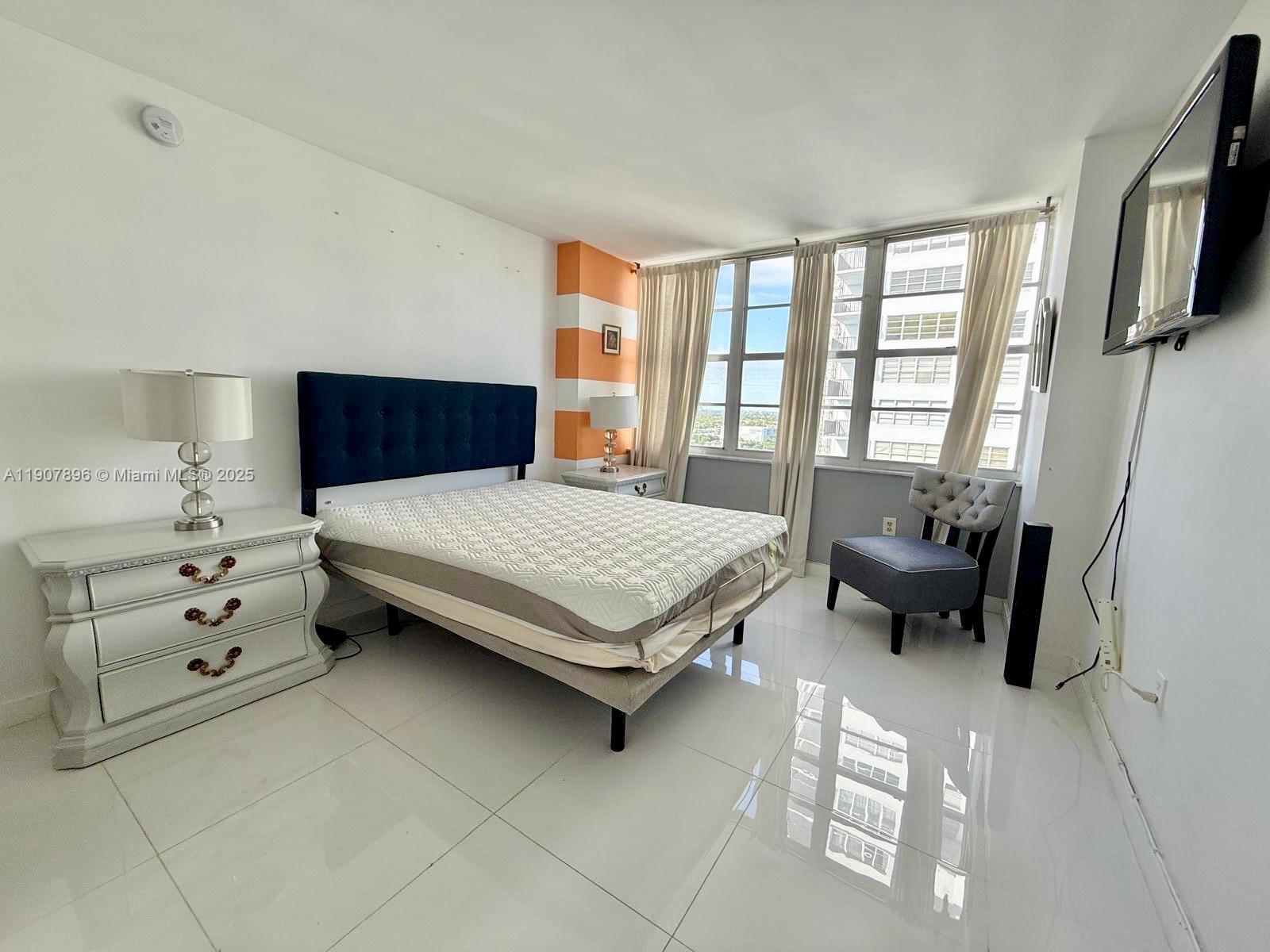 DEL PRADO MARINA - Residential