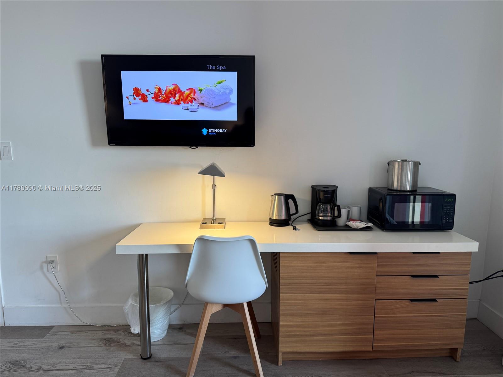 BEACHWALK CONDOMINIUM - Residential