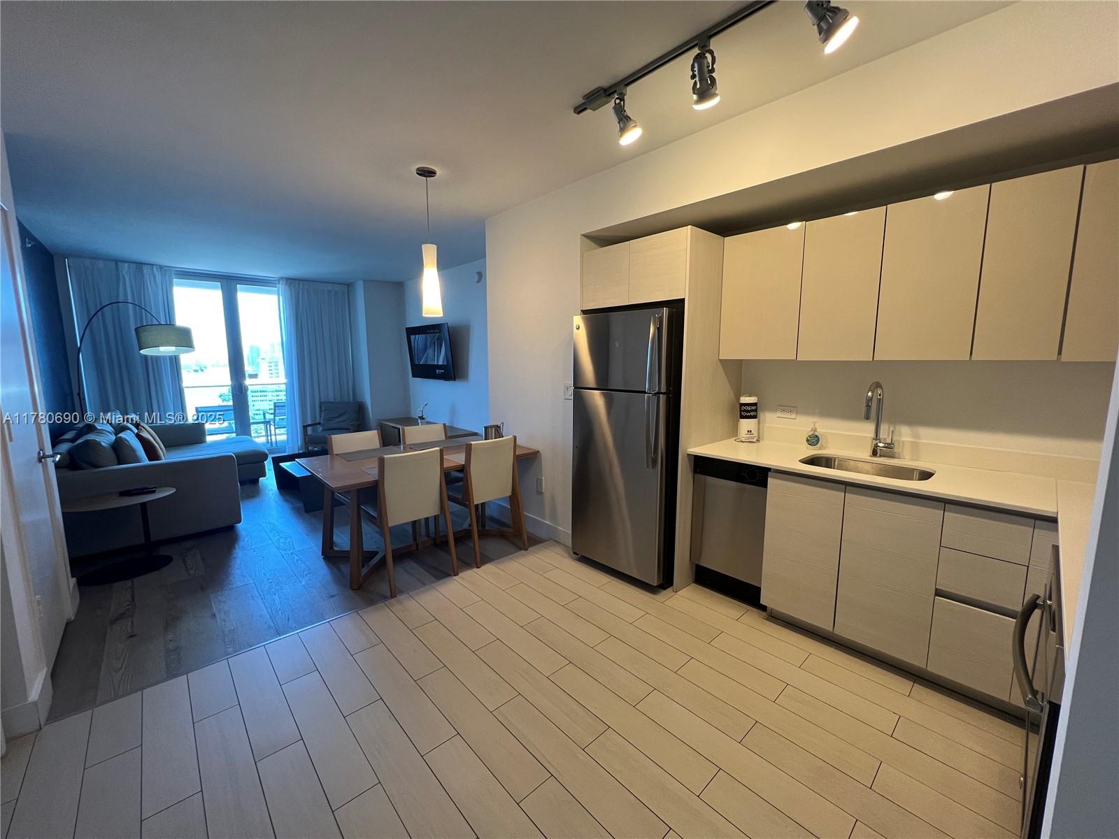 BEACHWALK CONDOMINIUM - Residential