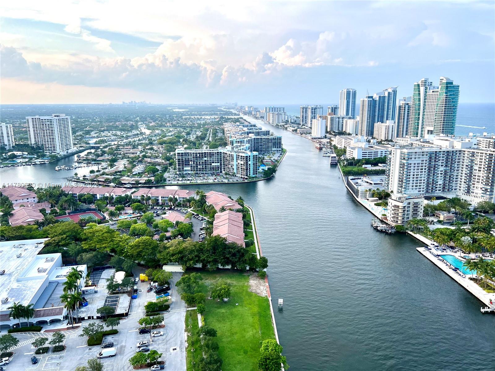 BEACHWALK CONDOMINIUM - Residential