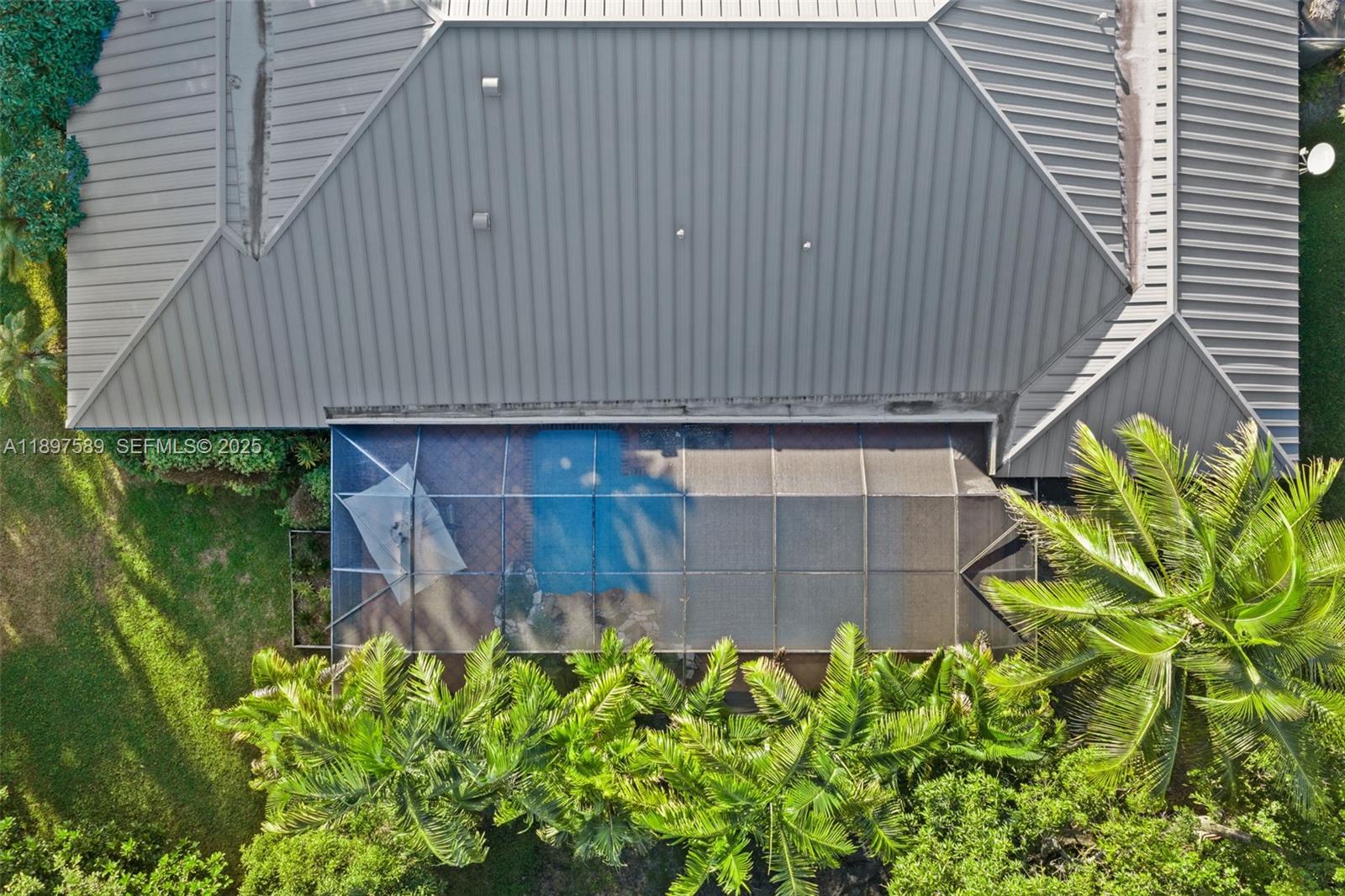 PINE BAY ESTATES SOUTH - Residential