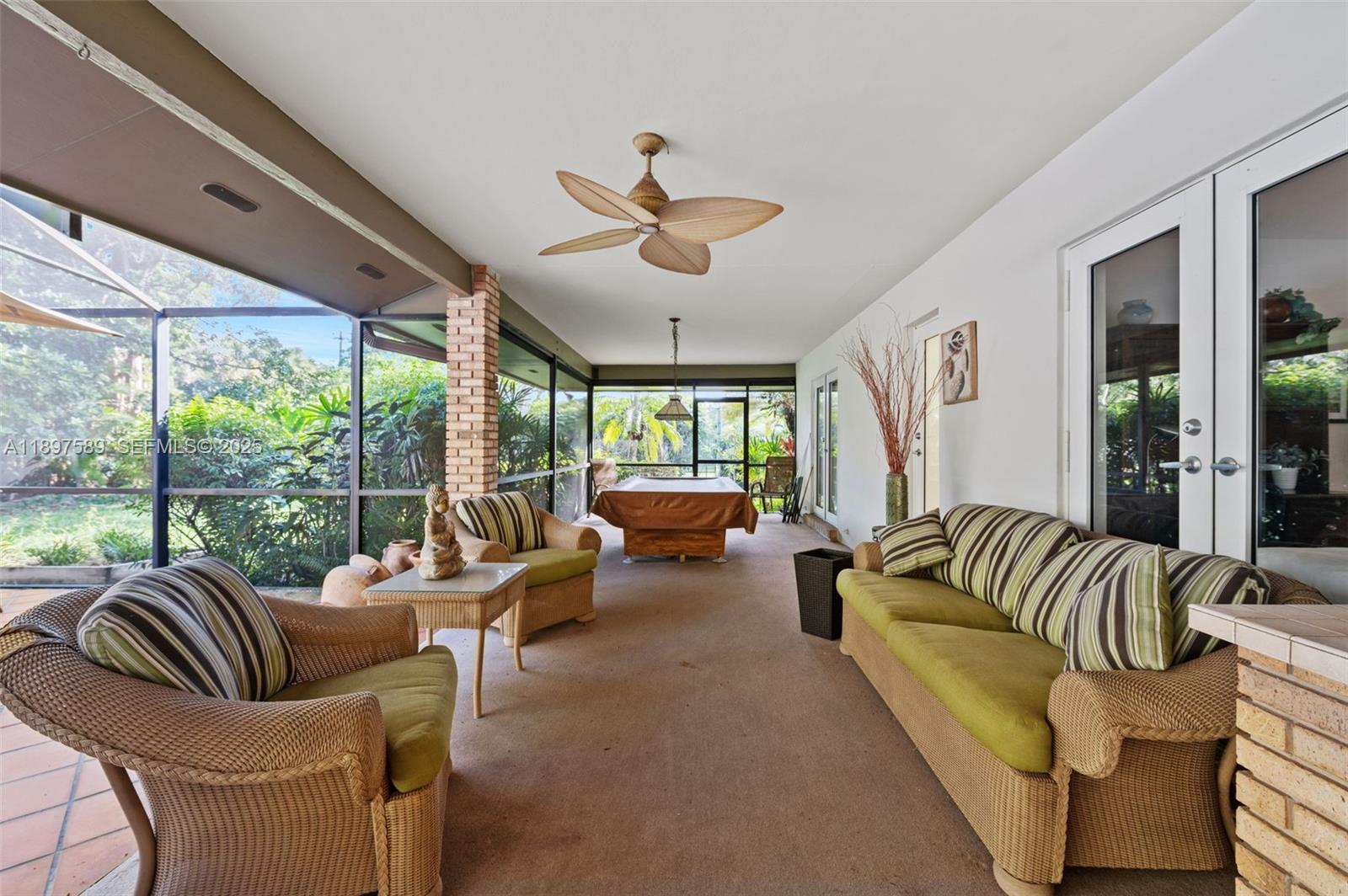 PINE BAY ESTATES SOUTH - Residential