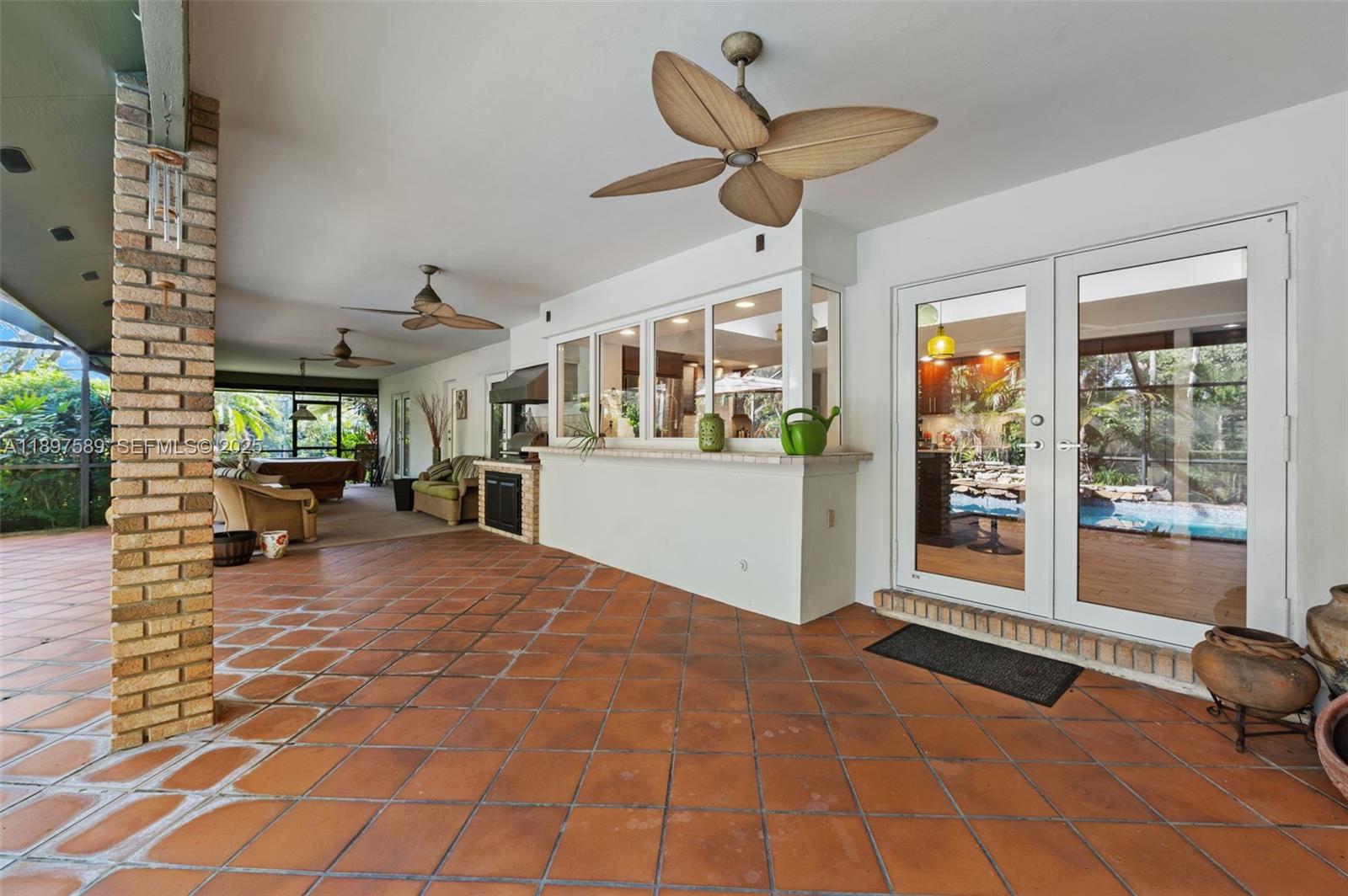 PINE BAY ESTATES SOUTH - Residential