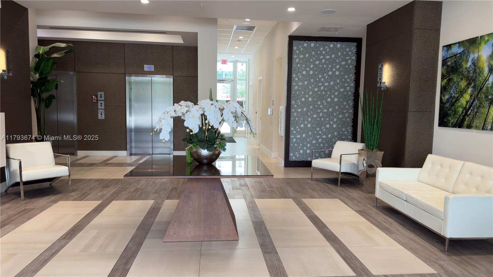 Rental Property at 7875 Nw 107th Ave 418, Doral, Miami-Dade County, Florida - Bedrooms: 1 
Bathrooms: 1  - $2,400 MO.