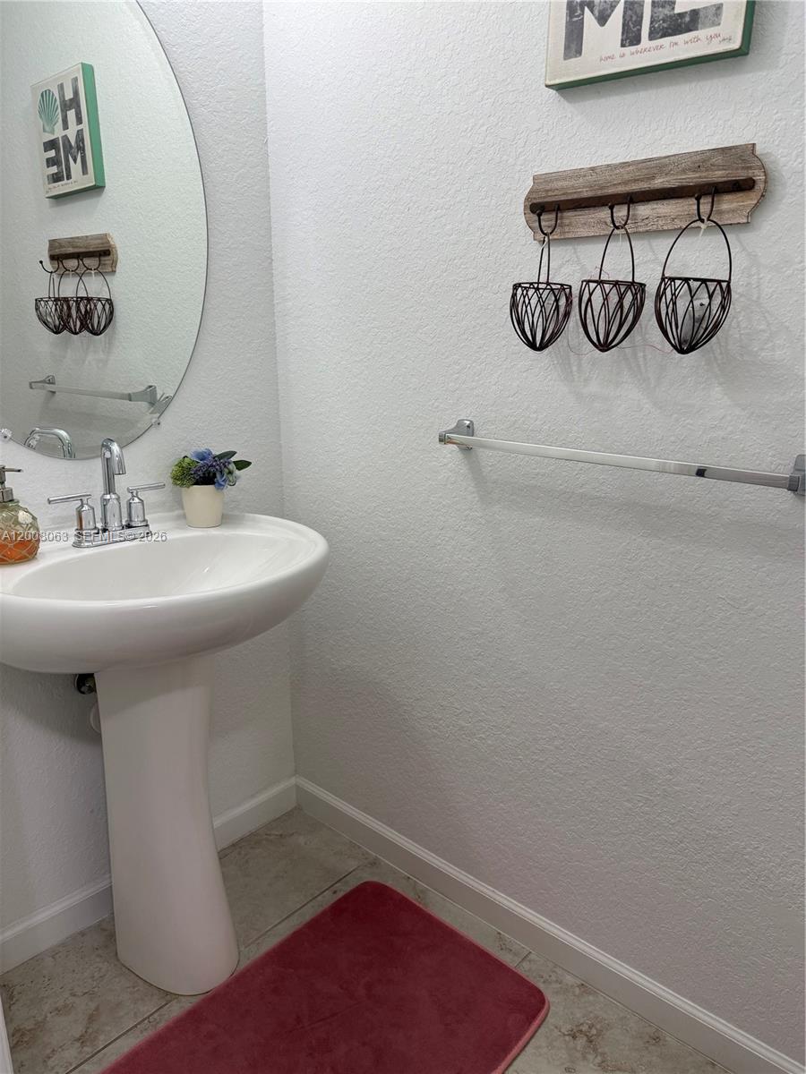 CRICKET CLUB - Residential