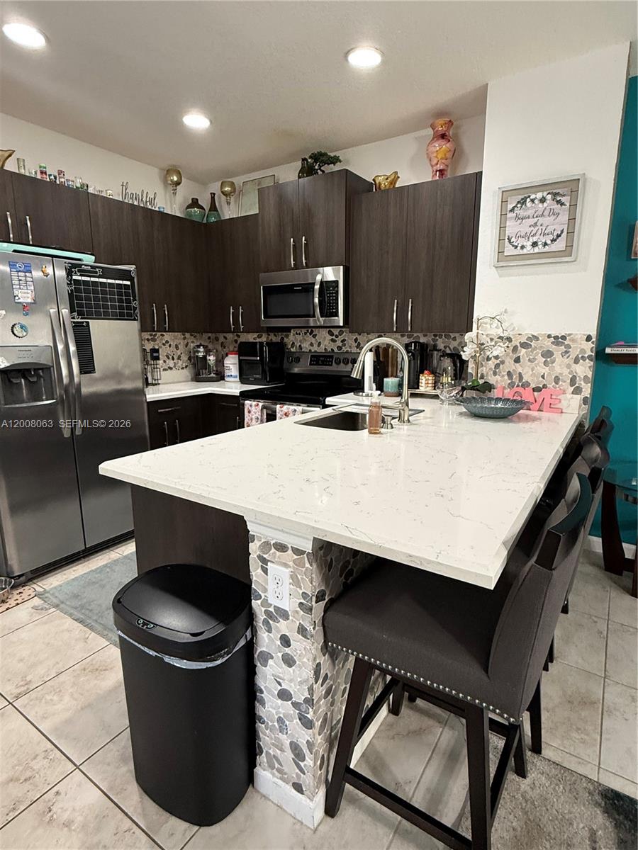 CRICKET CLUB - Residential