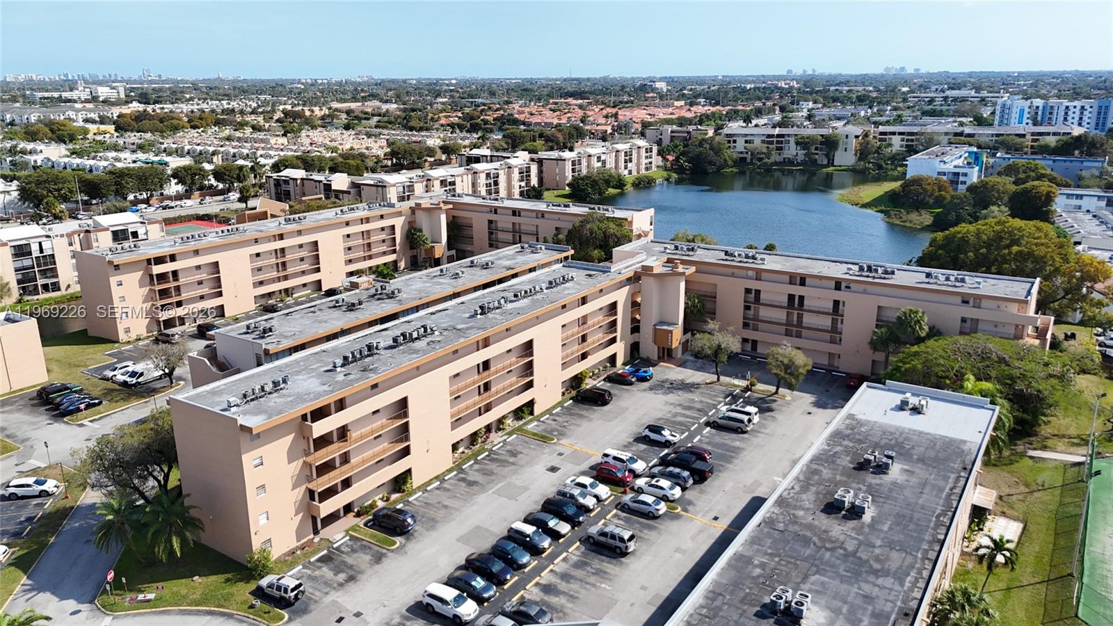 8889 W Fontainebleau Blvd 505