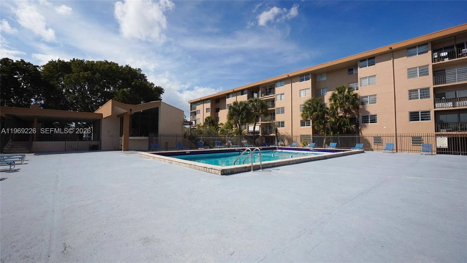 PINESIDE NO 2 CONDO - Residential