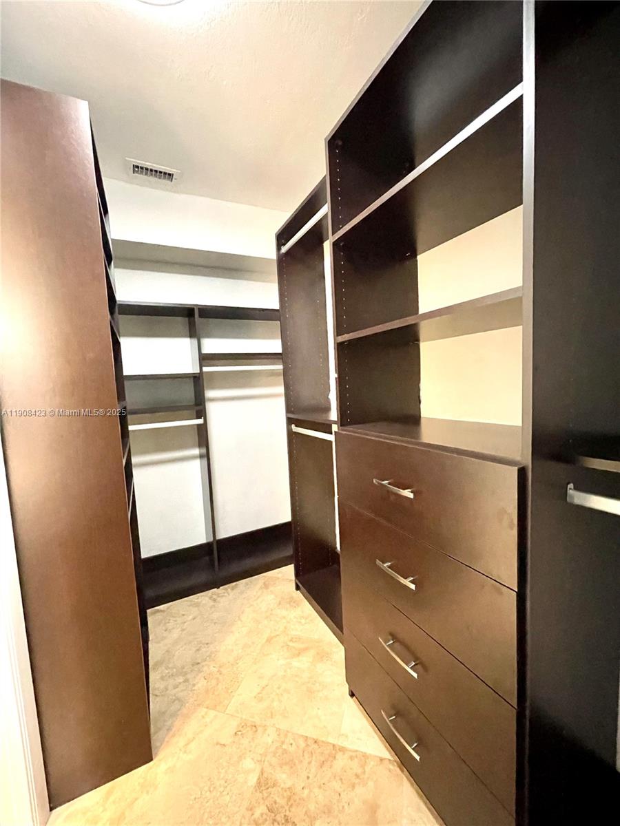 KARANDA VILLAGE III - Residential Lease